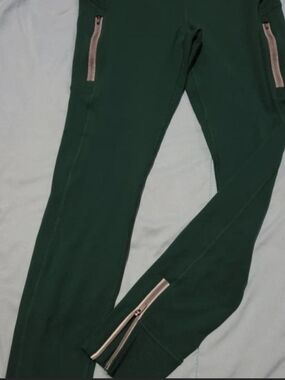 Mondetta Forest Green Performance Leggings